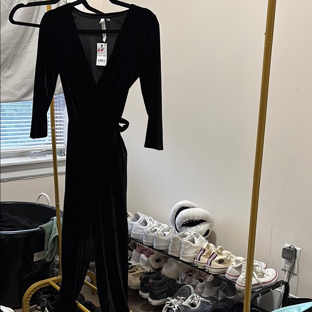 Black Long Sleeve Wrap Jumpsuit V-Neck